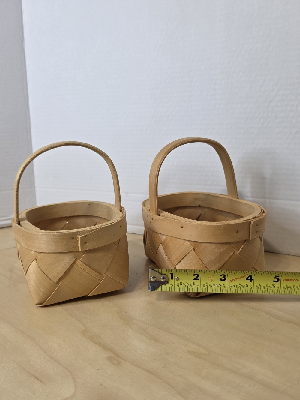 Small Woven Handled Basket - Natural Tan
